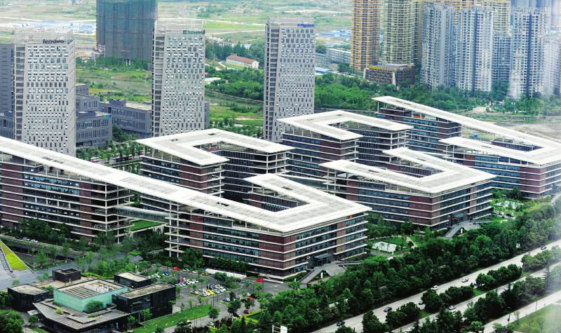 四川省全年高新技術(shù)產(chǎn)業(yè)總產(chǎn)值將達13500億元 “十三五”將建設(shè)一批雙創(chuàng)聚集區(qū)力爭每年新增科技型中小微企業(yè)20000家