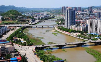 德陽(yáng)經(jīng)開區(qū)：打造“千億產(chǎn)業(yè)、綠色園區(qū)、科技新城”