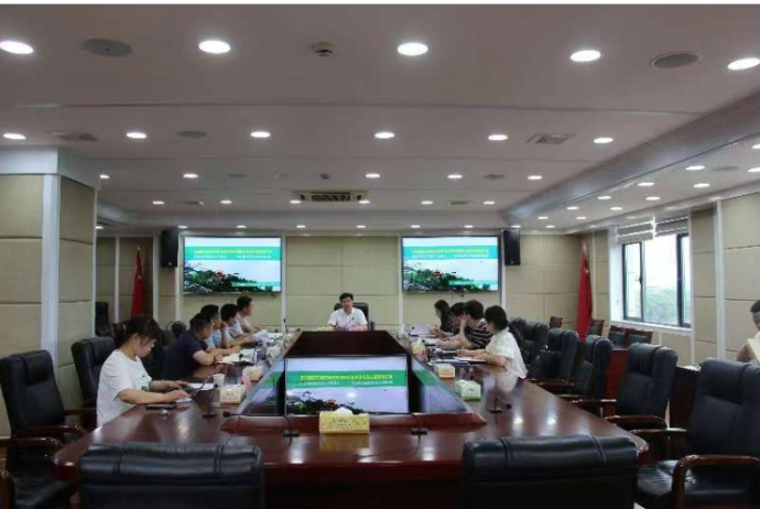 凝心聚力，爭(zhēng)創(chuàng)國(guó)家農(nóng)高區(qū)—岳陽(yáng)市人民政府副市長(zhǎng)張世愚聽(tīng)取創(chuàng)建工作匯報(bào)