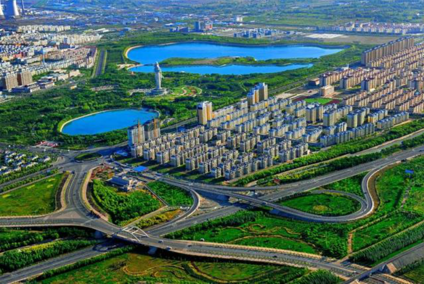 河西走廊經(jīng)濟(jì)帶——絲綢之路生命線上的科技之光系列報道之一 走進(jìn)明珠嘉峪關(guān)，雄關(guān)腳下譜新篇